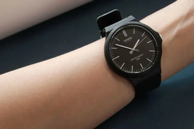 ساعت مچی کاسیو اورجینال مدل MW-240-1EV