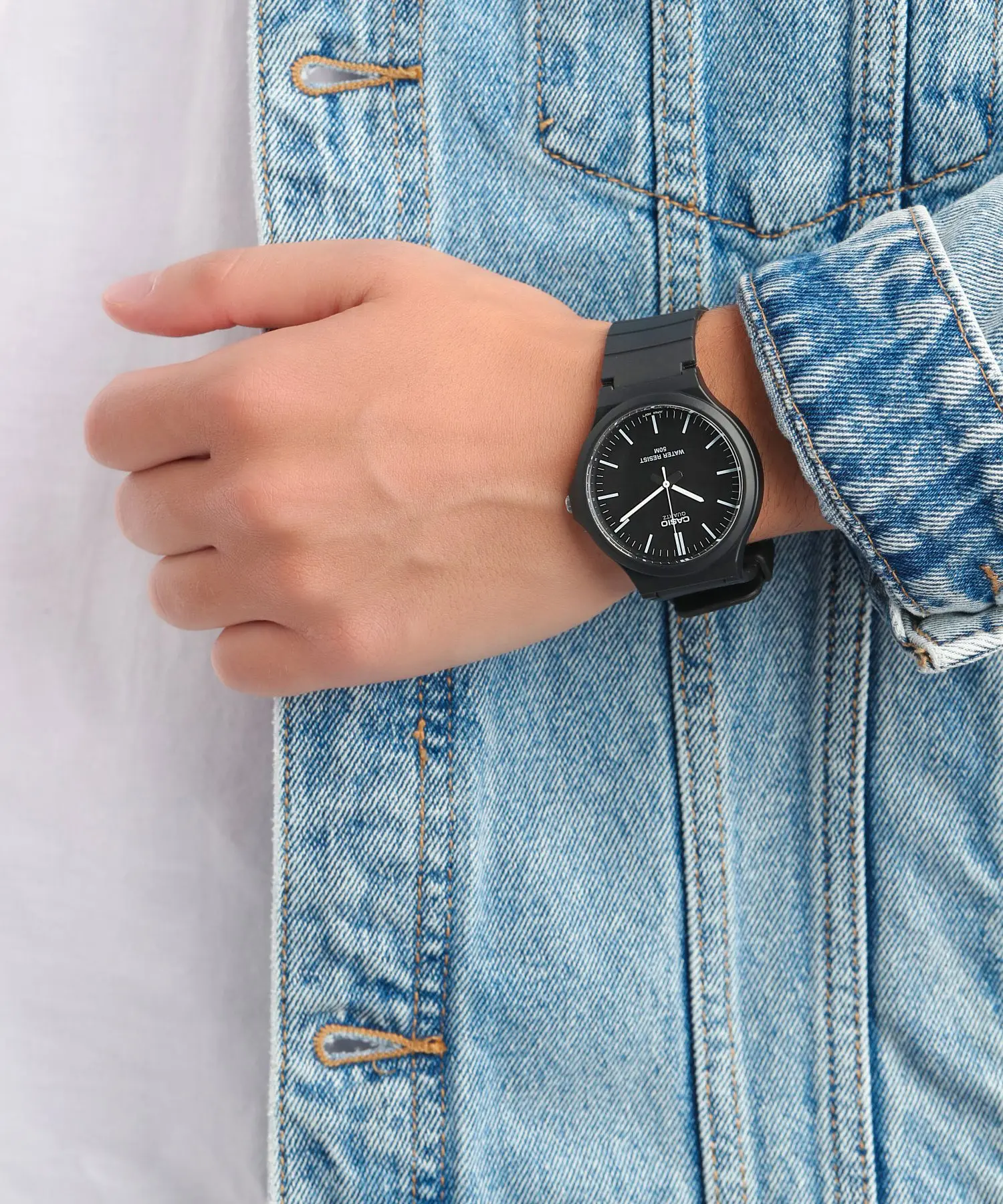 ساعت مچی کاسیو اورجینال مدل MW-240-1EV